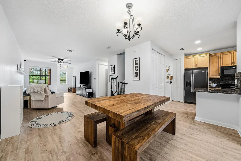 242 E Chrystie Circle Delray Beach FL 33484