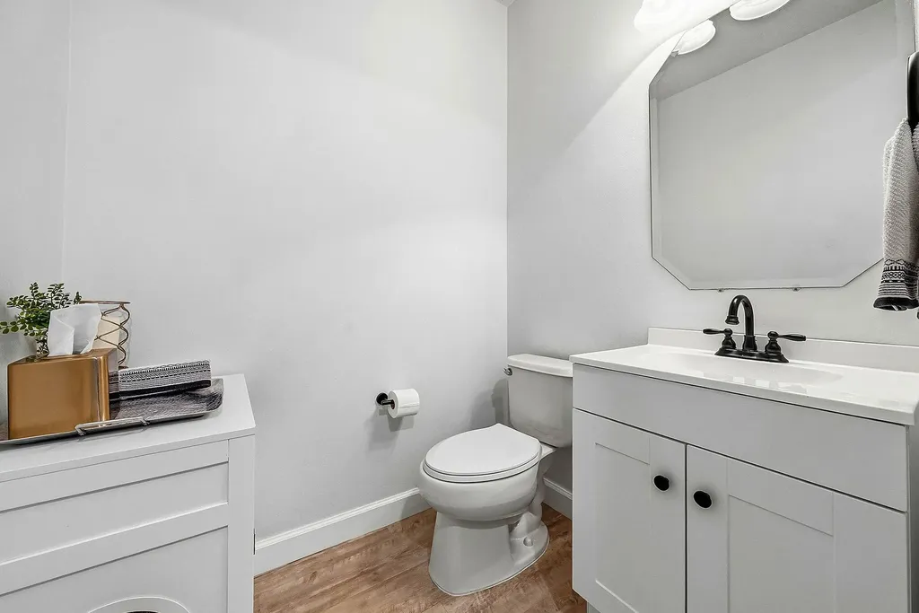 242 E Chrystie Circle Delray Beach FL 33484