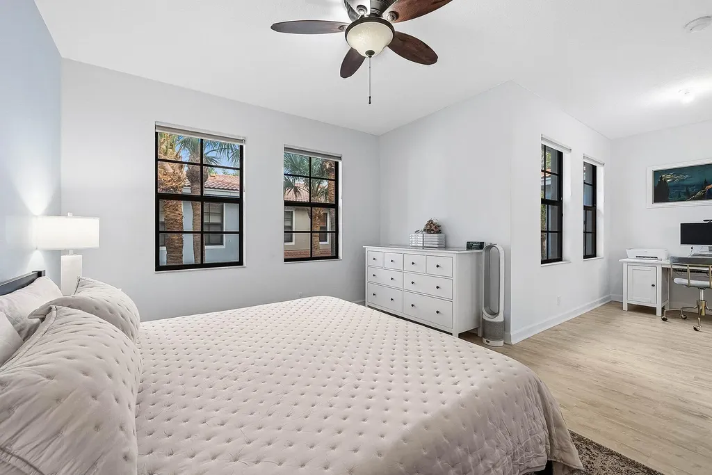 242 E Chrystie Circle Delray Beach FL 33484