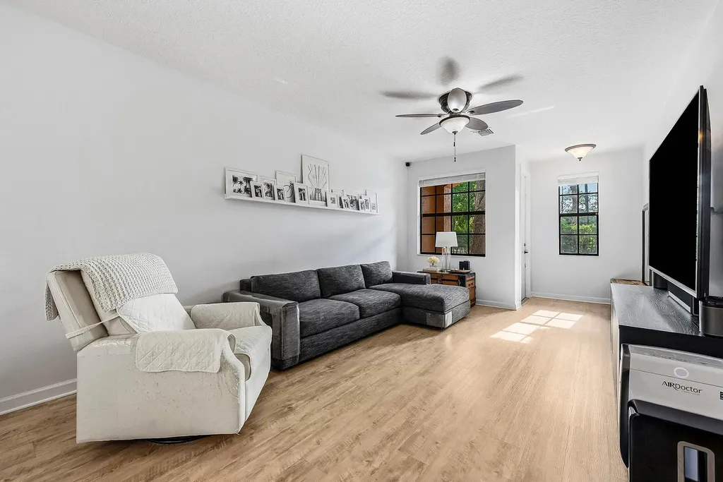 242 E Chrystie Circle Delray Beach FL 33484