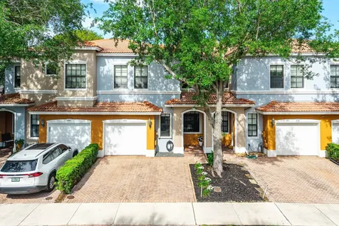 242 E Chrystie Circle Delray Beach FL 33484
