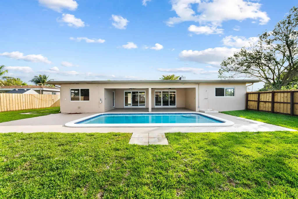 3801 Tennessee Avenue Fort Lauderdale FL 33312