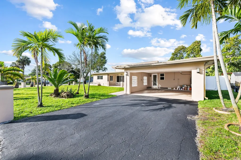 3801 Tennessee Avenue Fort Lauderdale FL 33312