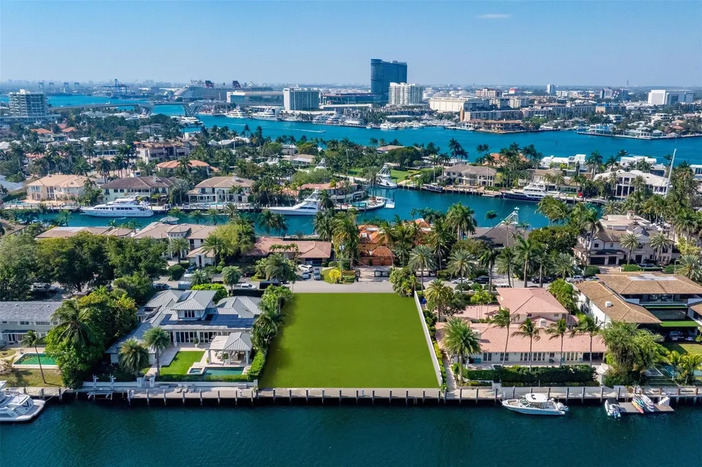 2455 Del Lago Drive Fort Lauderdale FL 33316