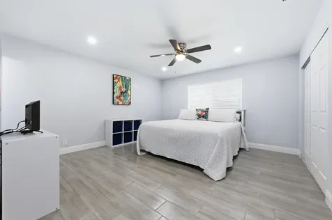 586 Laconia Circle Lake Worth FL 33467