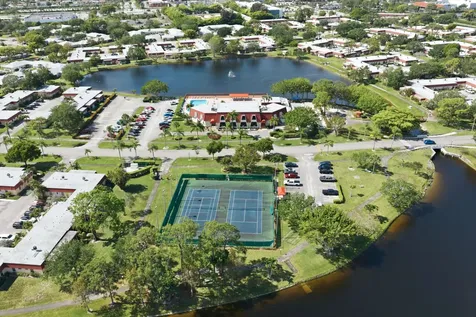 586 Laconia Circle Lake Worth FL 33467