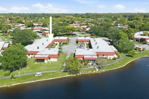586 Laconia Circle Lake Worth FL 33467