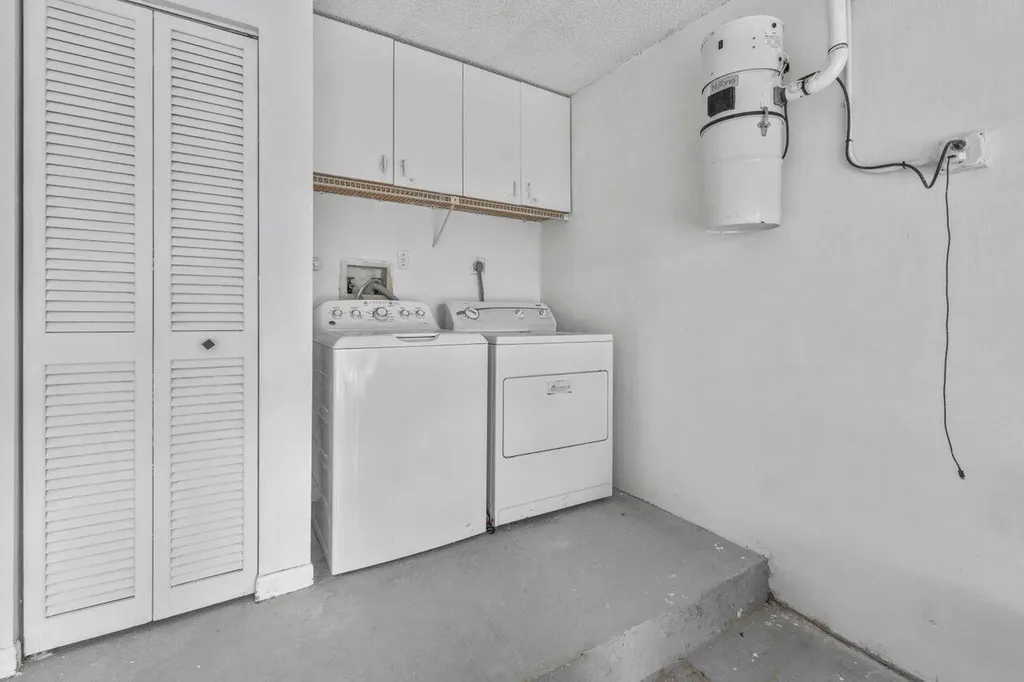 1620 Granfern Avenue West Palm Beach FL 33415