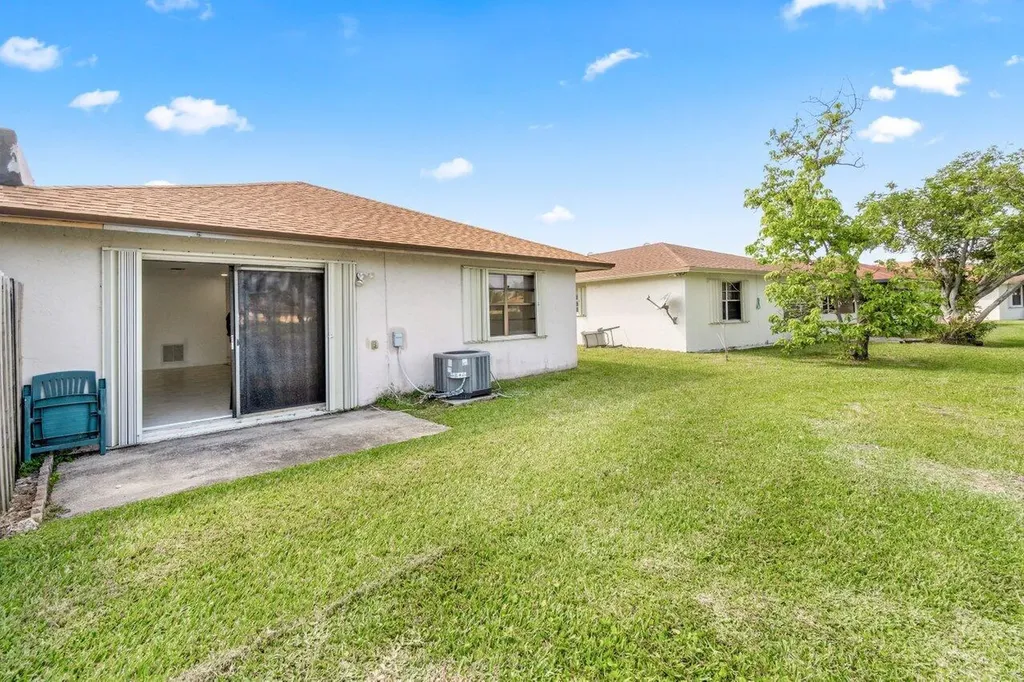 1620 Granfern Avenue West Palm Beach FL 33415