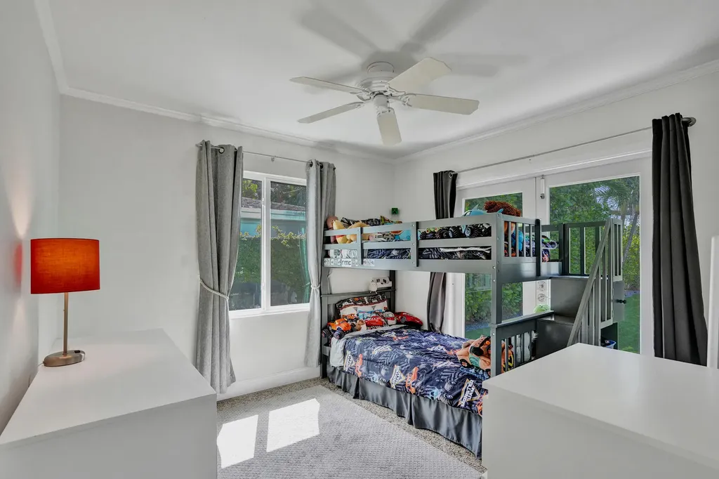 846 SW 11th Court Fort Lauderdale FL 33315