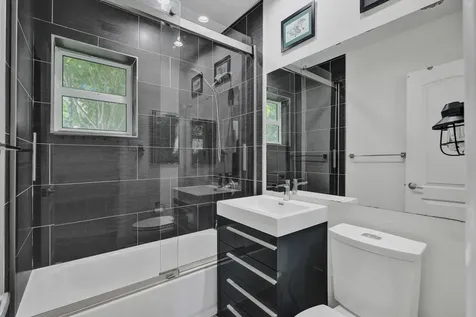 846 SW 11th Court Fort Lauderdale FL 33315