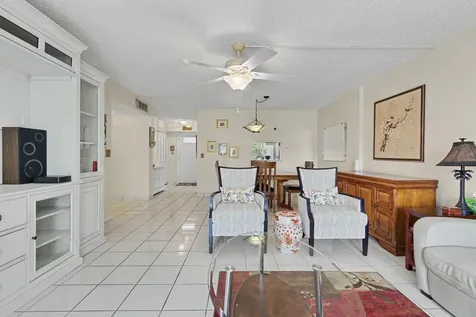 414 SE 10th Street Dania Beach FL 33004
