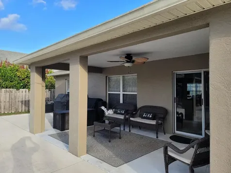 501 SW Fifer Avenue Port St Lucie FL 34953