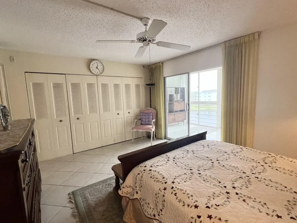 4116 Cambridge E Deerfield Beach FL 33442