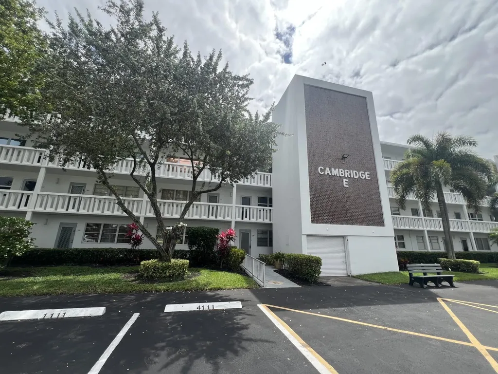 4116 Cambridge E Deerfield Beach FL 33442