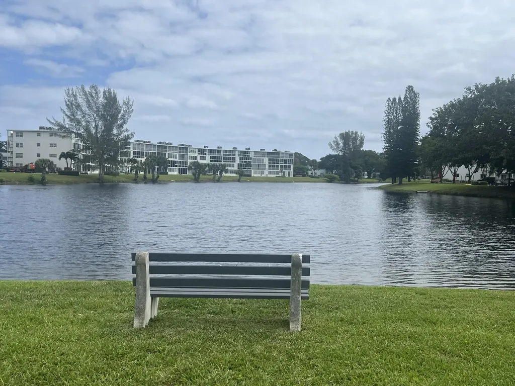 4116 Cambridge E Deerfield Beach FL 33442