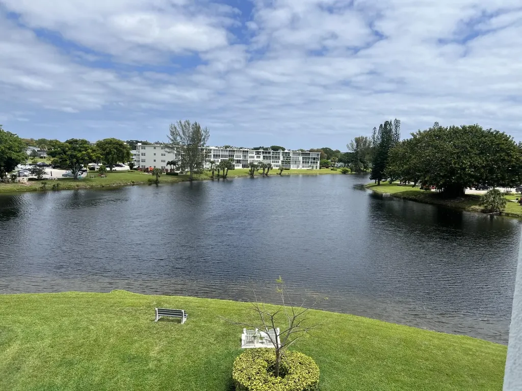 4116 Cambridge E Deerfield Beach FL 33442