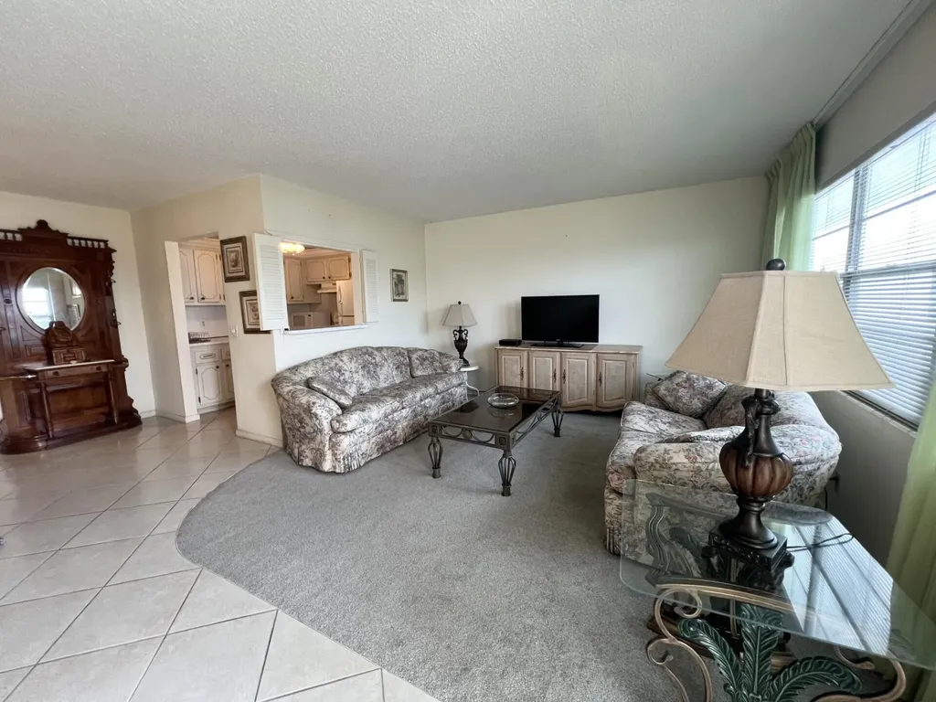 4116 Cambridge E Deerfield Beach FL 33442