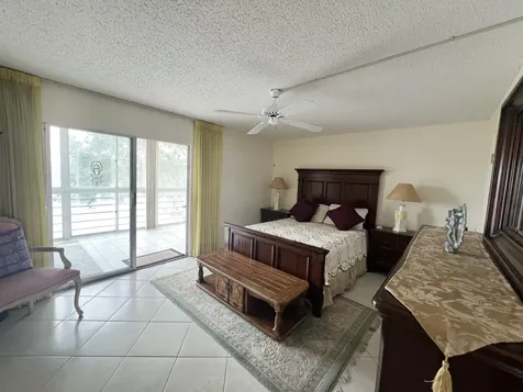 4116 Cambridge E Deerfield Beach FL 33442