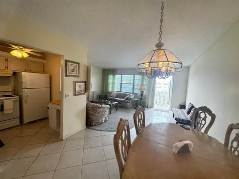 4116 Cambridge E Deerfield Beach FL 33442