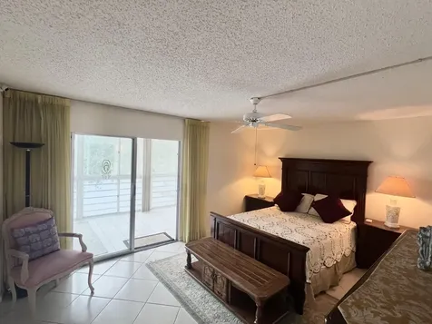 4116 Cambridge E Deerfield Beach FL 33442