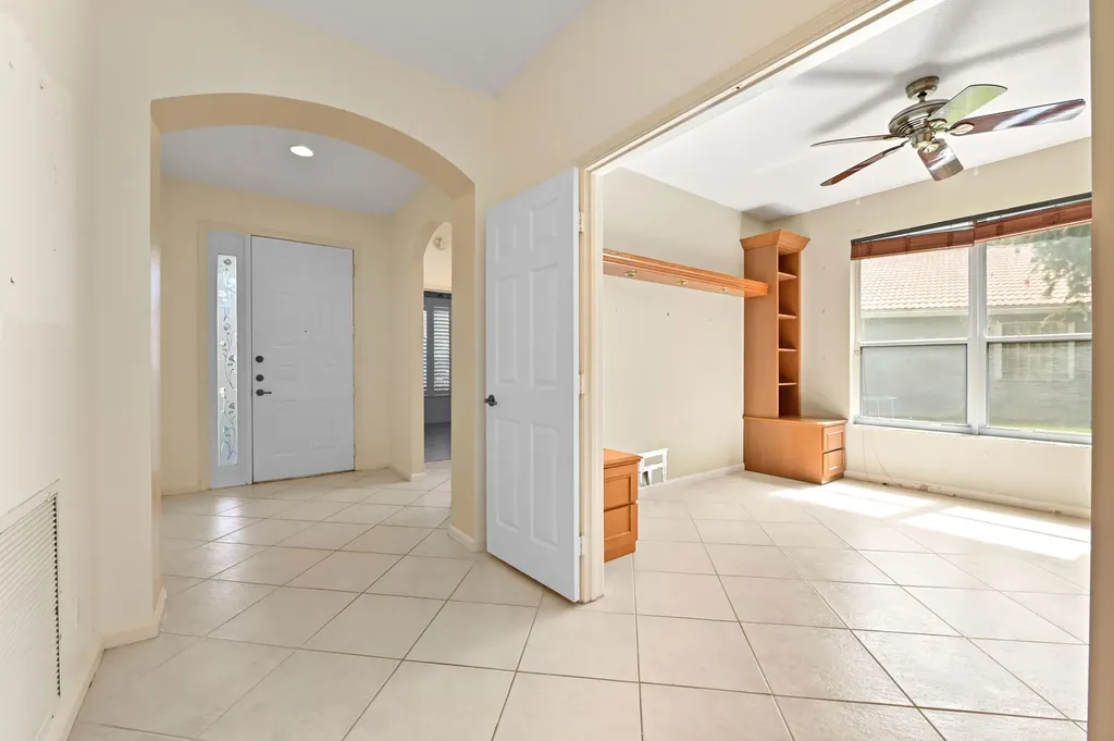 6439 Pebble Creek Way Boynton Beach FL 33437