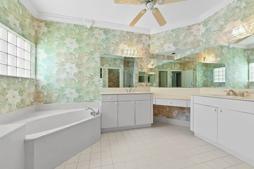 6439 Pebble Creek Way Boynton Beach FL 33437