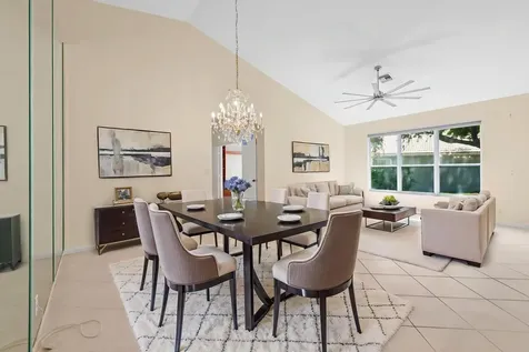 6439 Pebble Creek Way Boynton Beach FL 33437