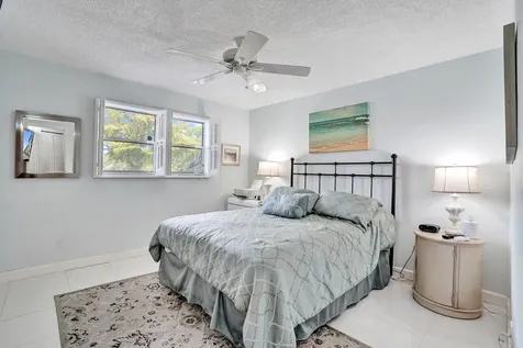 6200 NW 44th Unit # 204 Street Lauderhill FL 33319