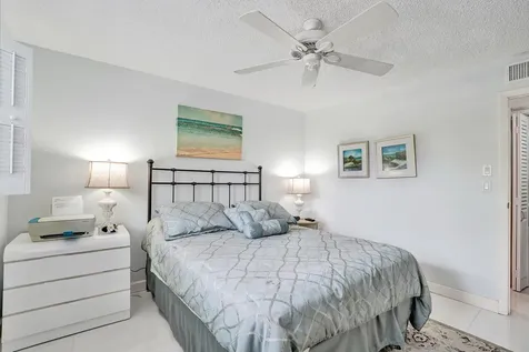6200 NW 44th Unit # 204 Street Lauderhill FL 33319