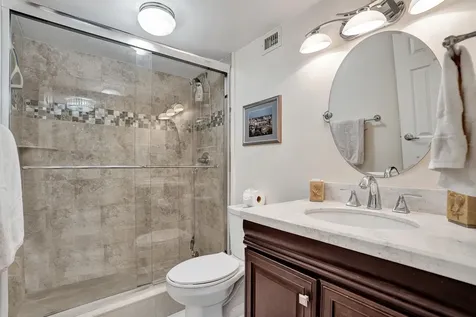 6200 NW 44th Unit # 204 Street Lauderhill FL 33319