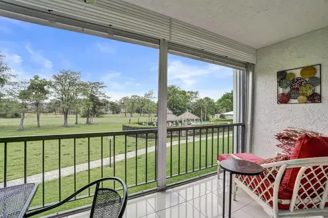 6200 NW 44th Unit # 204 Street Lauderhill FL 33319
