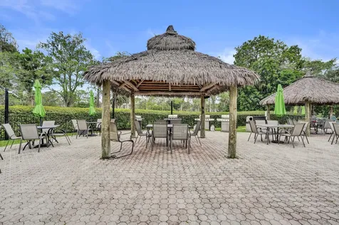6200 NW 44th Unit # 204 Street Lauderhill FL 33319