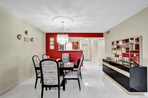 6200 NW 44th Unit # 204 Street Lauderhill FL 33319
