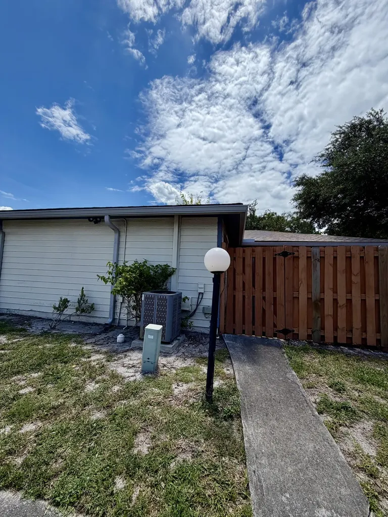 1866 My Lane West Palm Beach FL 33417