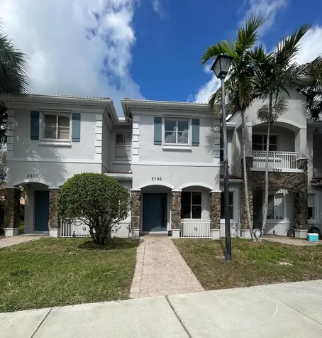 2796 SW 83rd Avenue Miramar FL 33025