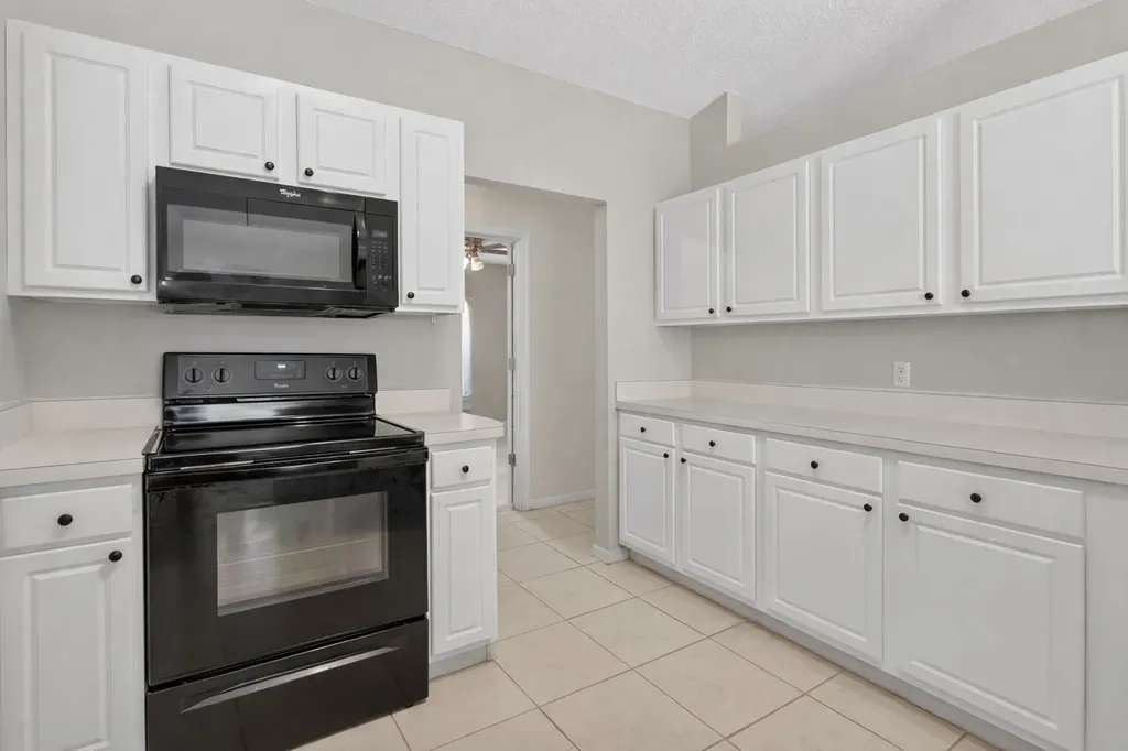 2979 SW Moody Terrace Port St Lucie FL 34953