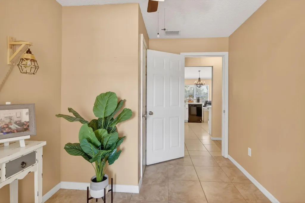 2979 SW Moody Terrace Port St Lucie FL 34953