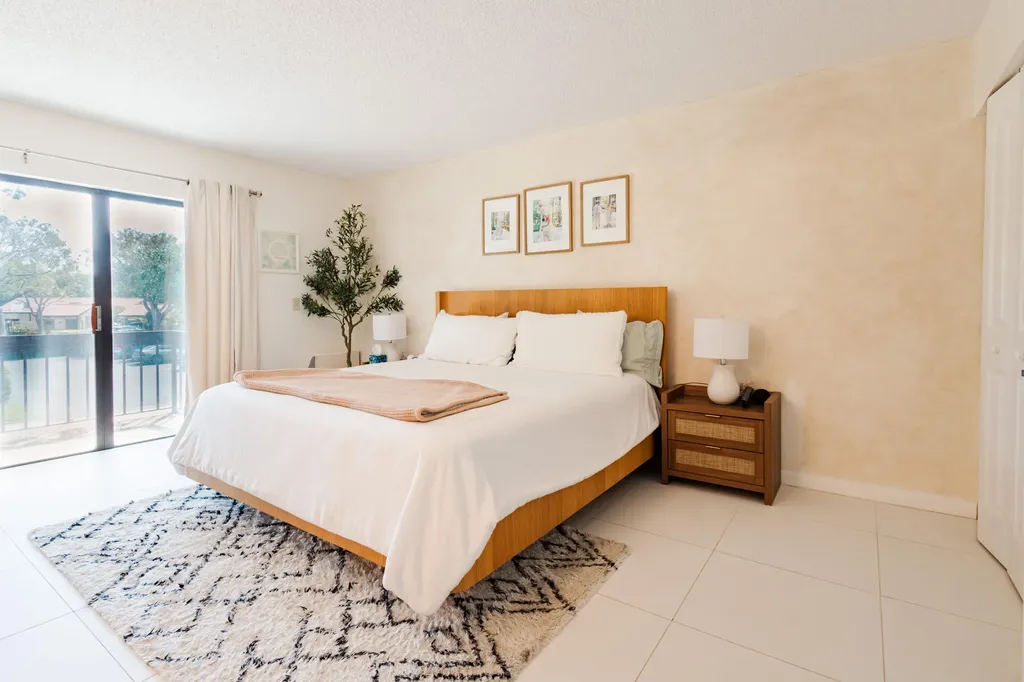 21820 Cypress Circle Boca Raton FL 33433