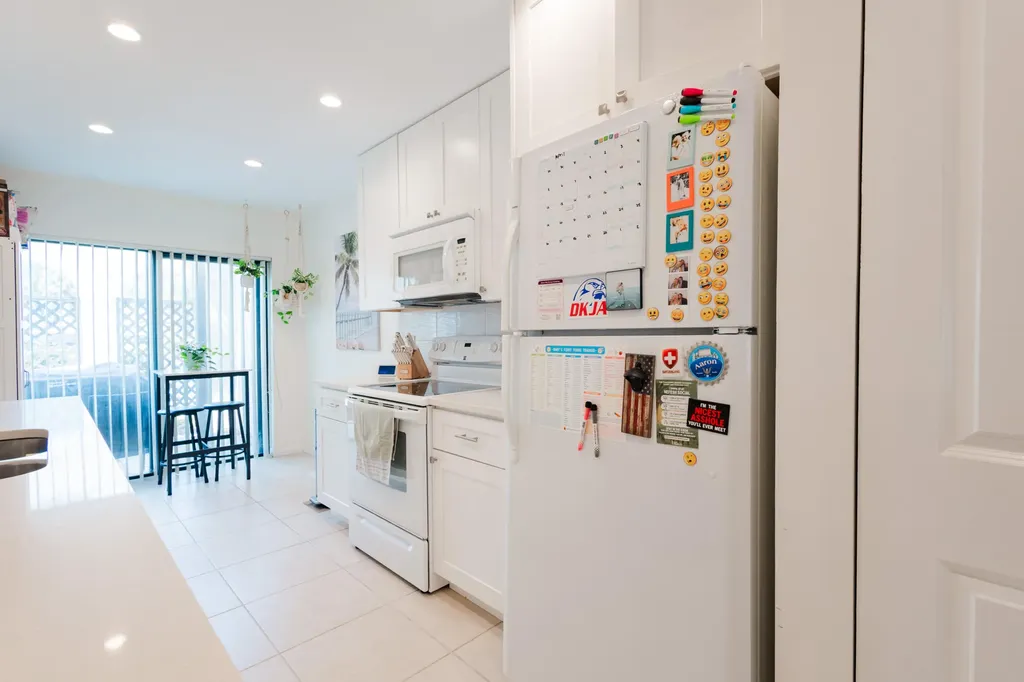 21820 Cypress Circle Boca Raton FL 33433