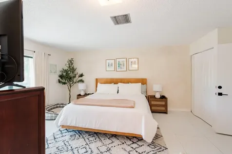 21820 Cypress Circle Boca Raton FL 33433