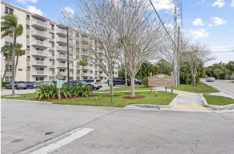 1831 NE 38th Street Oakland Park FL 33308