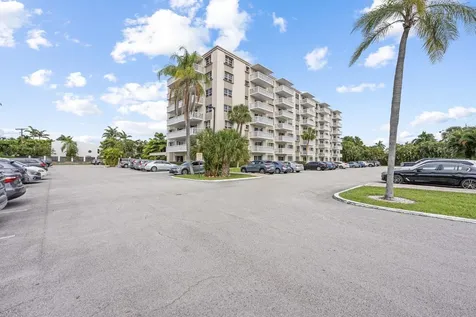 1831 NE 38th Street Oakland Park FL 33308