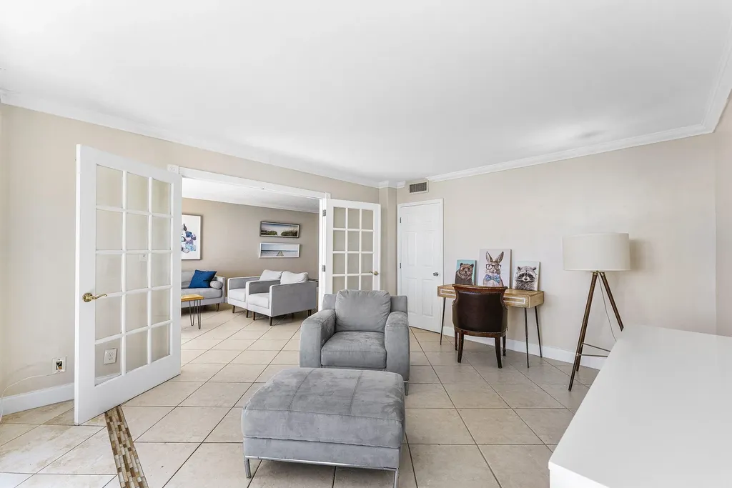 1600 S Ocean Drive Hollywood FL 33019