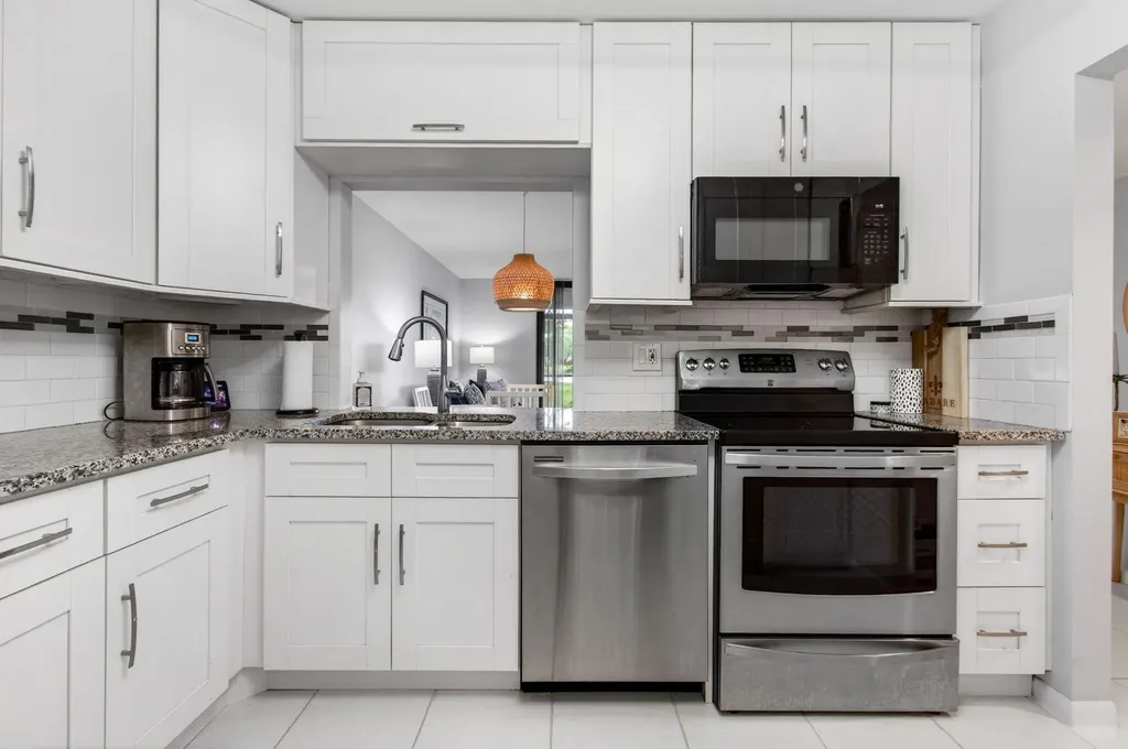 5280 Las Verdes Circle Delray Beach FL 33484