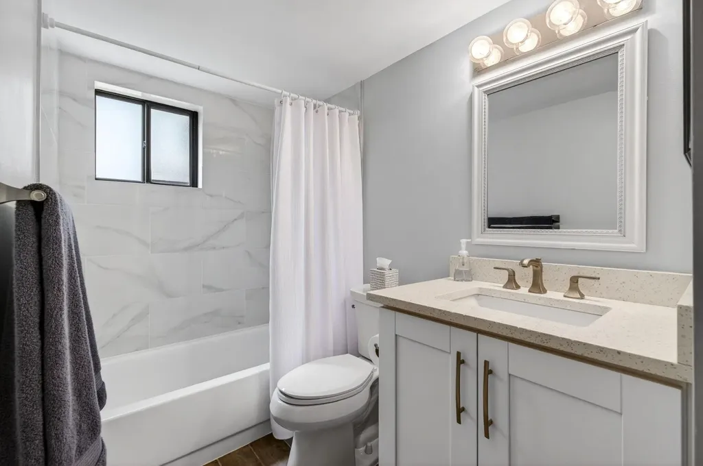 5280 Las Verdes Circle Delray Beach FL 33484