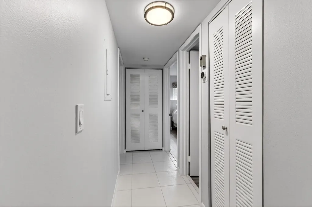 5280 Las Verdes Circle Delray Beach FL 33484