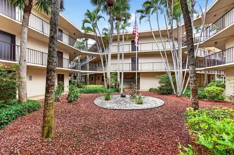 5280 Las Verdes Circle Delray Beach FL 33484