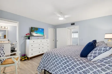5280 Las Verdes Circle Delray Beach FL 33484