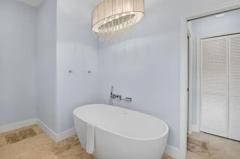 122 Andrews Avenue Delray Beach FL 33483